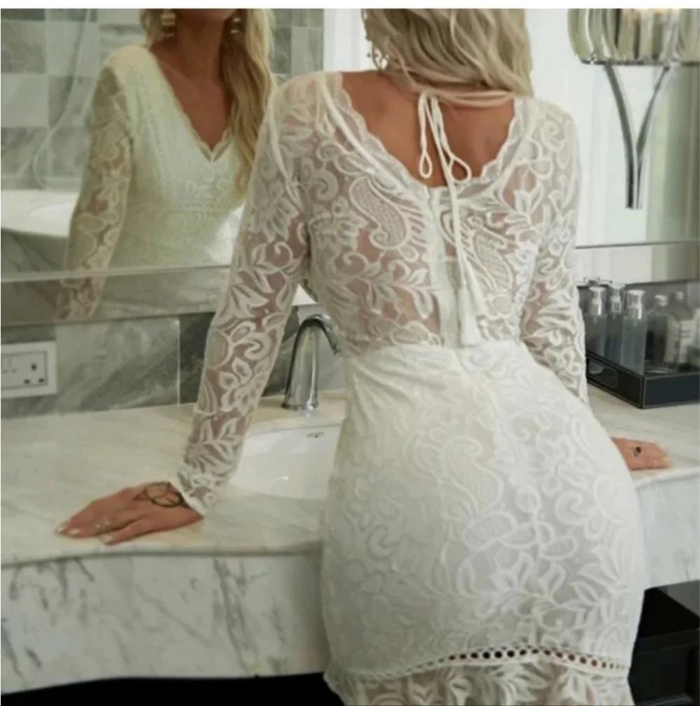 NWT Eilly Bazar Off White Tie Back Ruffle Hem Lace Dress
